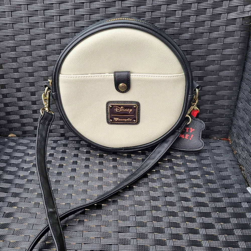 Crossbody - Picture 3 of 3